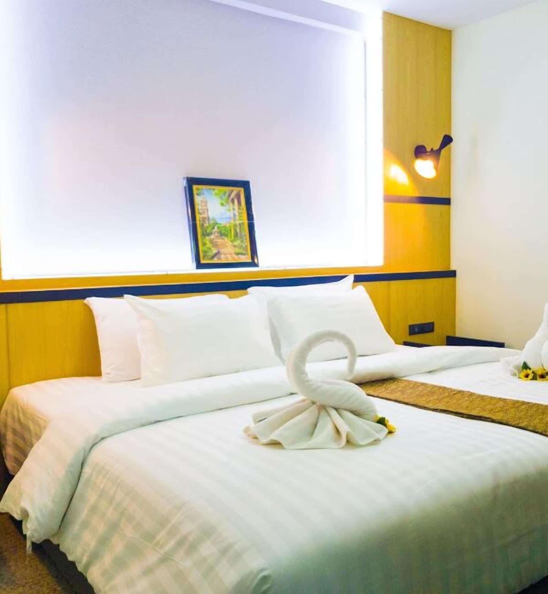 The Route Sriracha Hotel And Residence Ban Laem Chabang Exterior photo